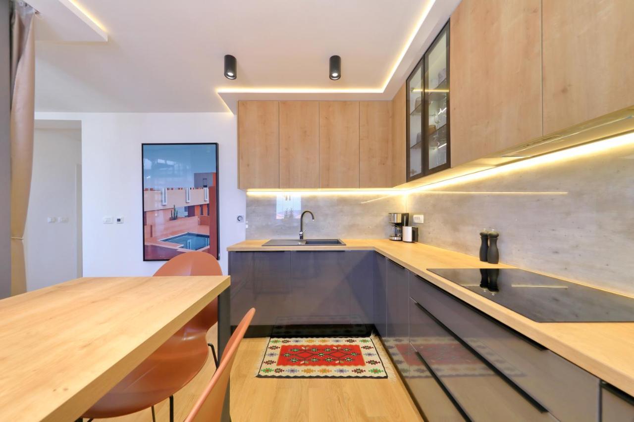 Penthouse Diem - Private Pool With Sea View Задар Екстериор снимка