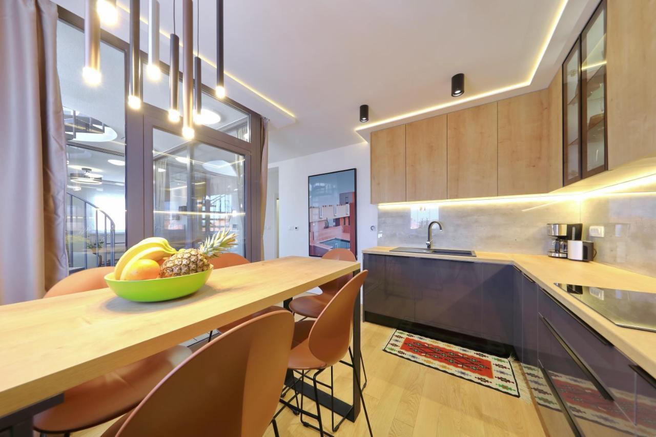 Penthouse Diem - Private Pool With Sea View Задар Екстериор снимка