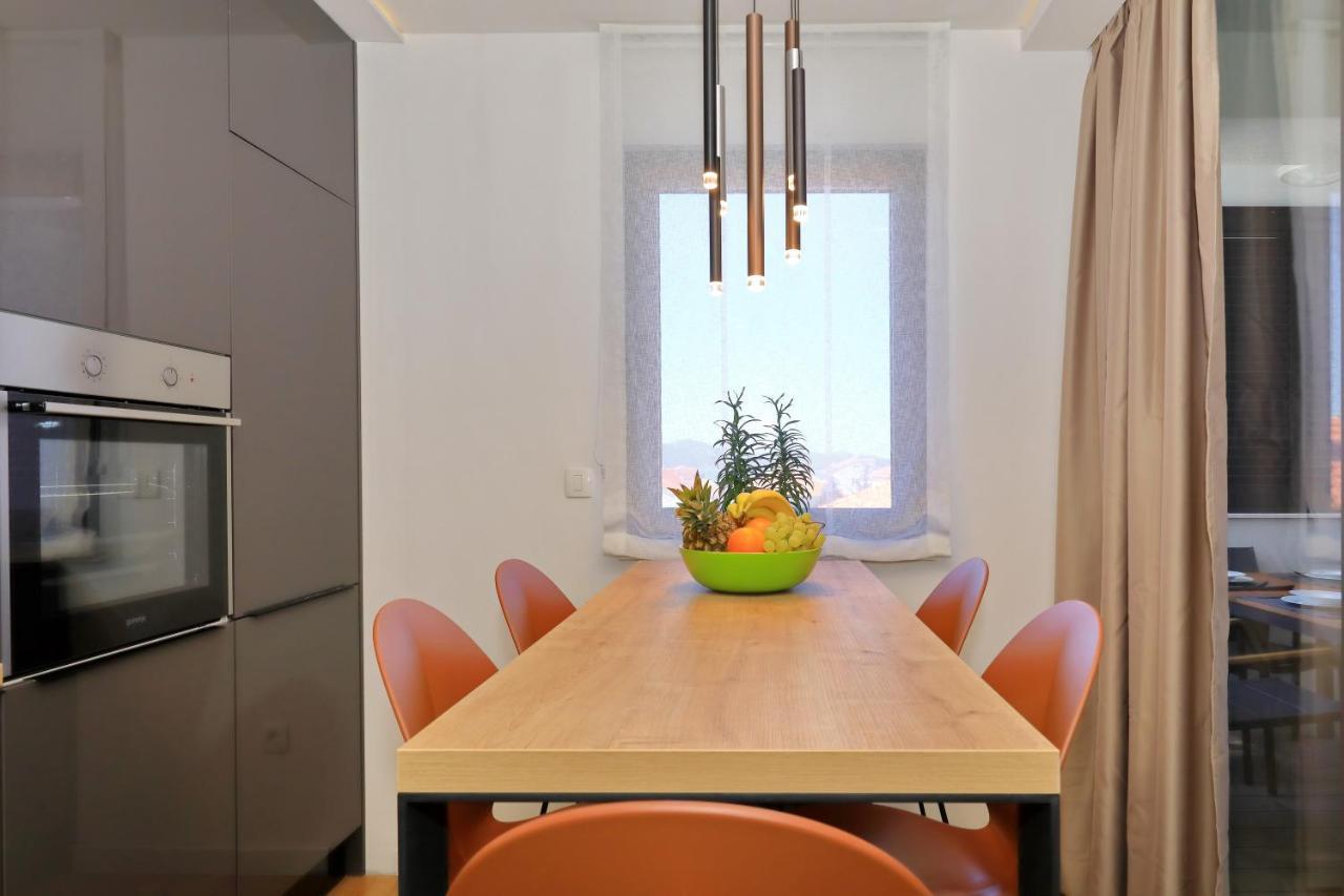 Penthouse Diem - Private Pool With Sea View Задар Екстериор снимка